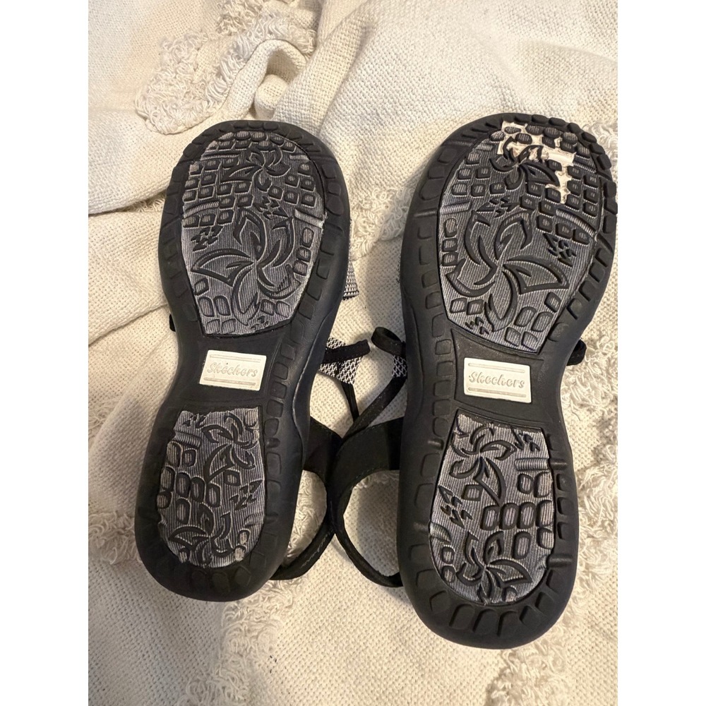 Skechers Reggae Slim Vacay Sandals Womens Black White Strappy Memory Foam 9.5in - Picture 2 of 5